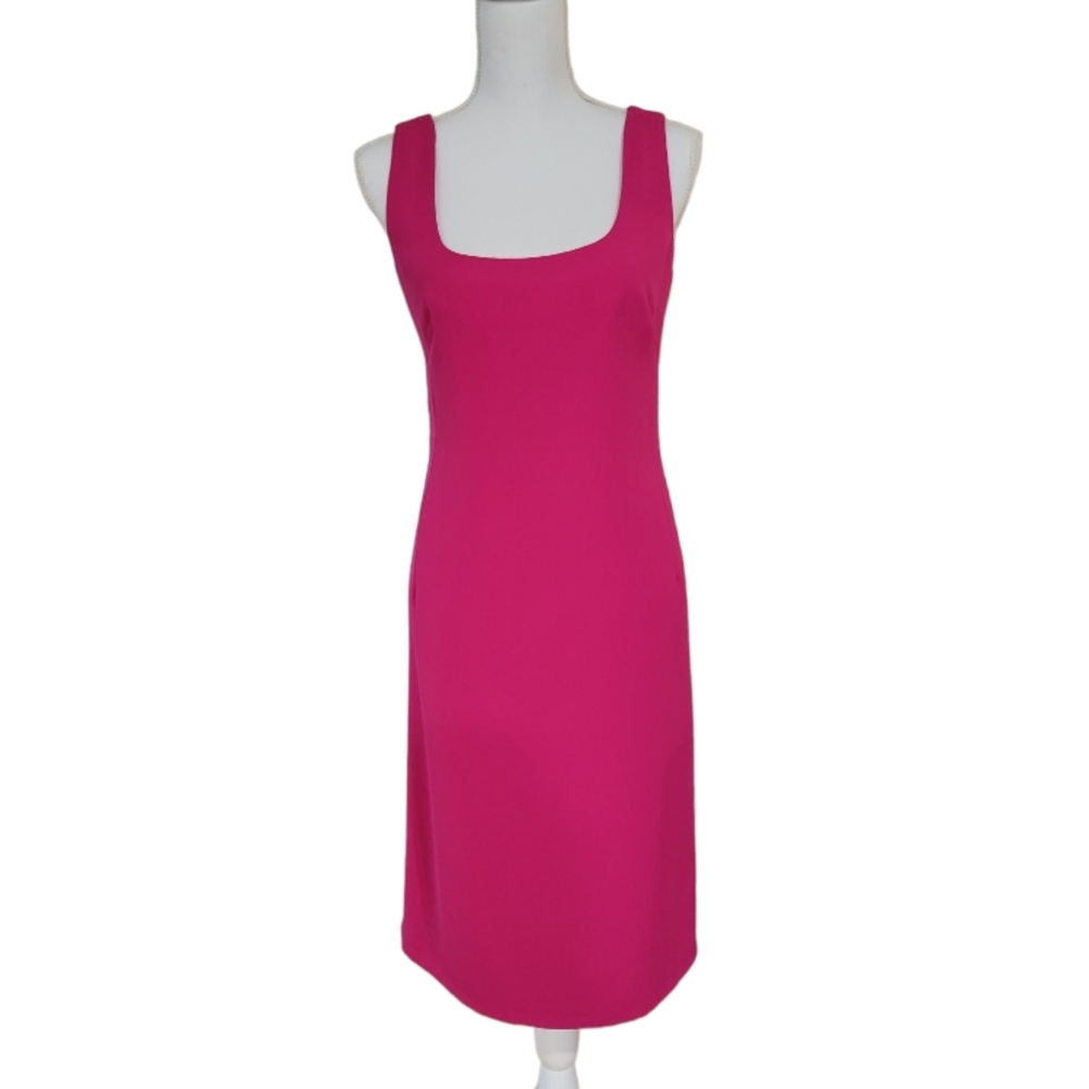 Elegant Pink Sleeveless Dress